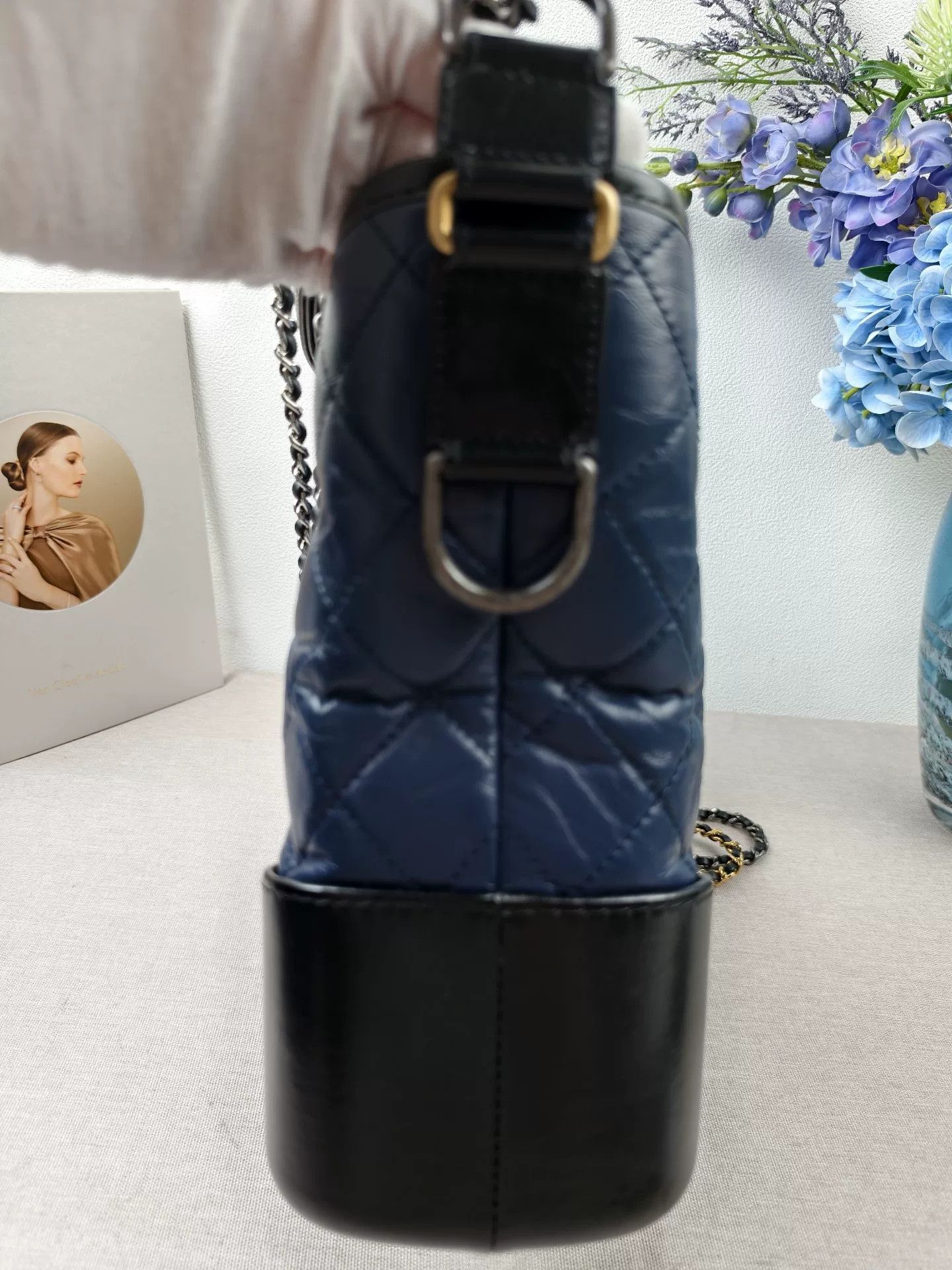 Chanel Pre-loved Bag Very good condition Size ONE SIZE - 2 Thumbnail