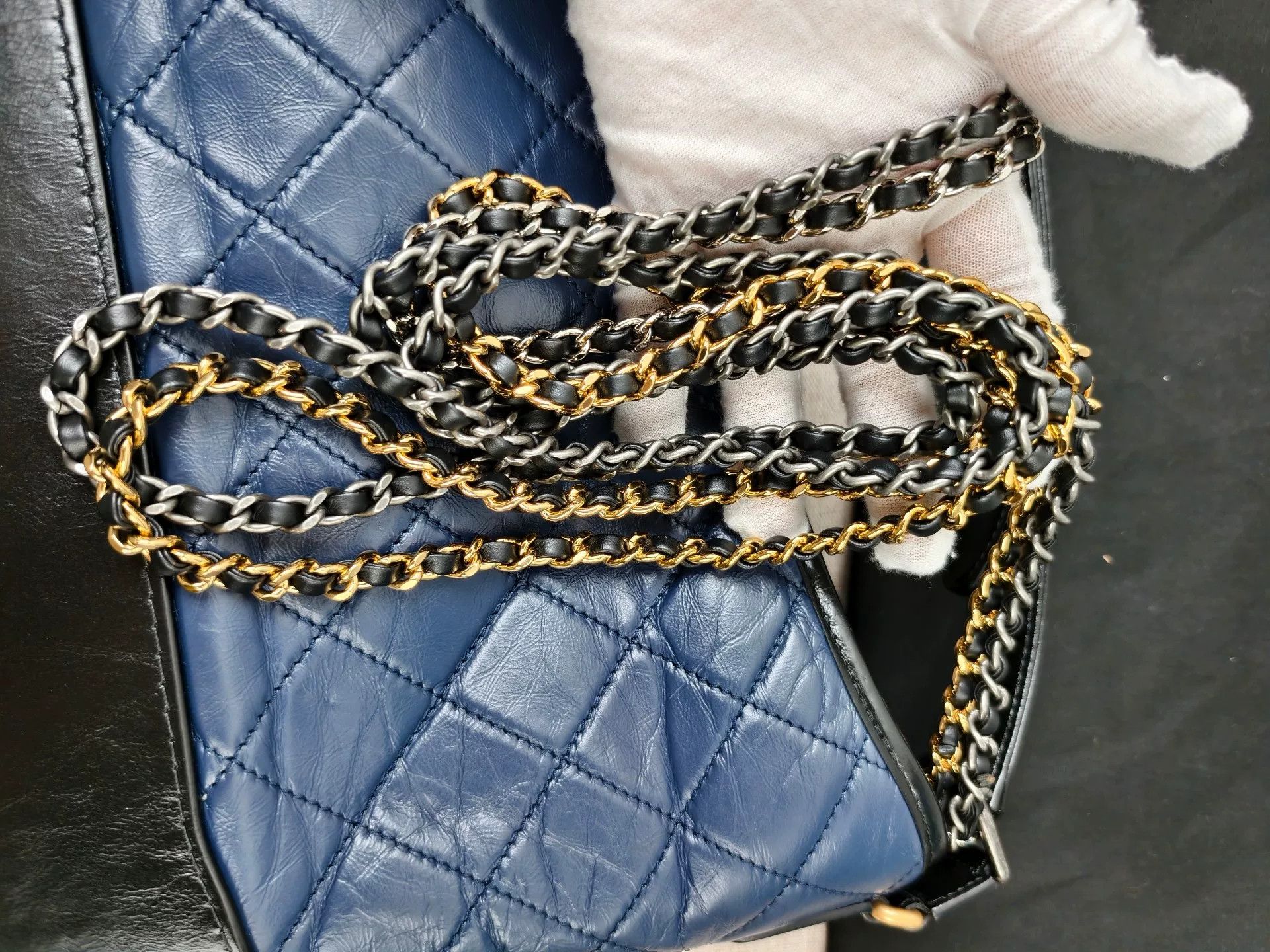 Chanel Pre-loved Bag Very good condition Size ONE SIZE - 4 Thumbnail