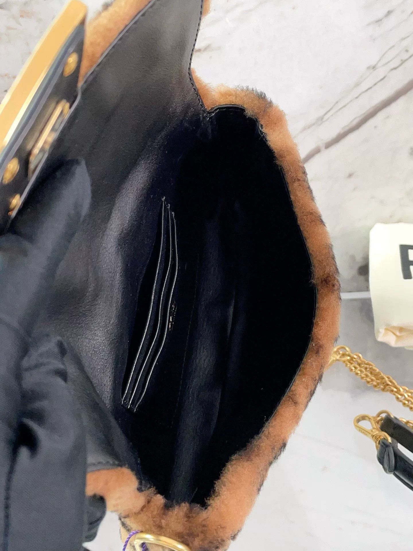 Fendi Pre-loved Bag Very good condition Size ONE SIZE - 9 Thumbnail