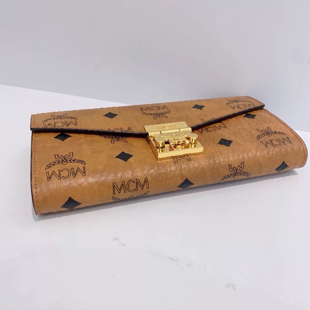 MCM Pre-loved Bag Very good condition Size ONE SIZE - 5 Thumbnail