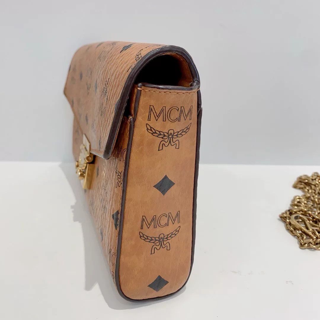 MCM Pre-loved Bag Very good condition Size ONE SIZE - 4 Thumbnail