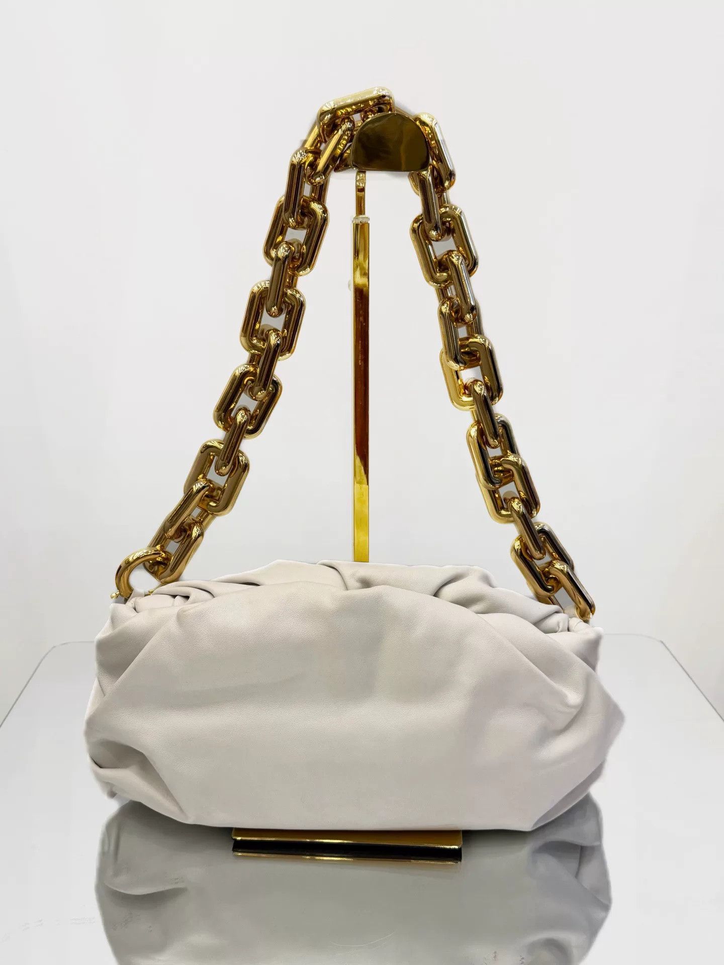 Bottega Veneta Pre-loved Bag Very good condition Size ONE SIZE - 2 Thumbnail