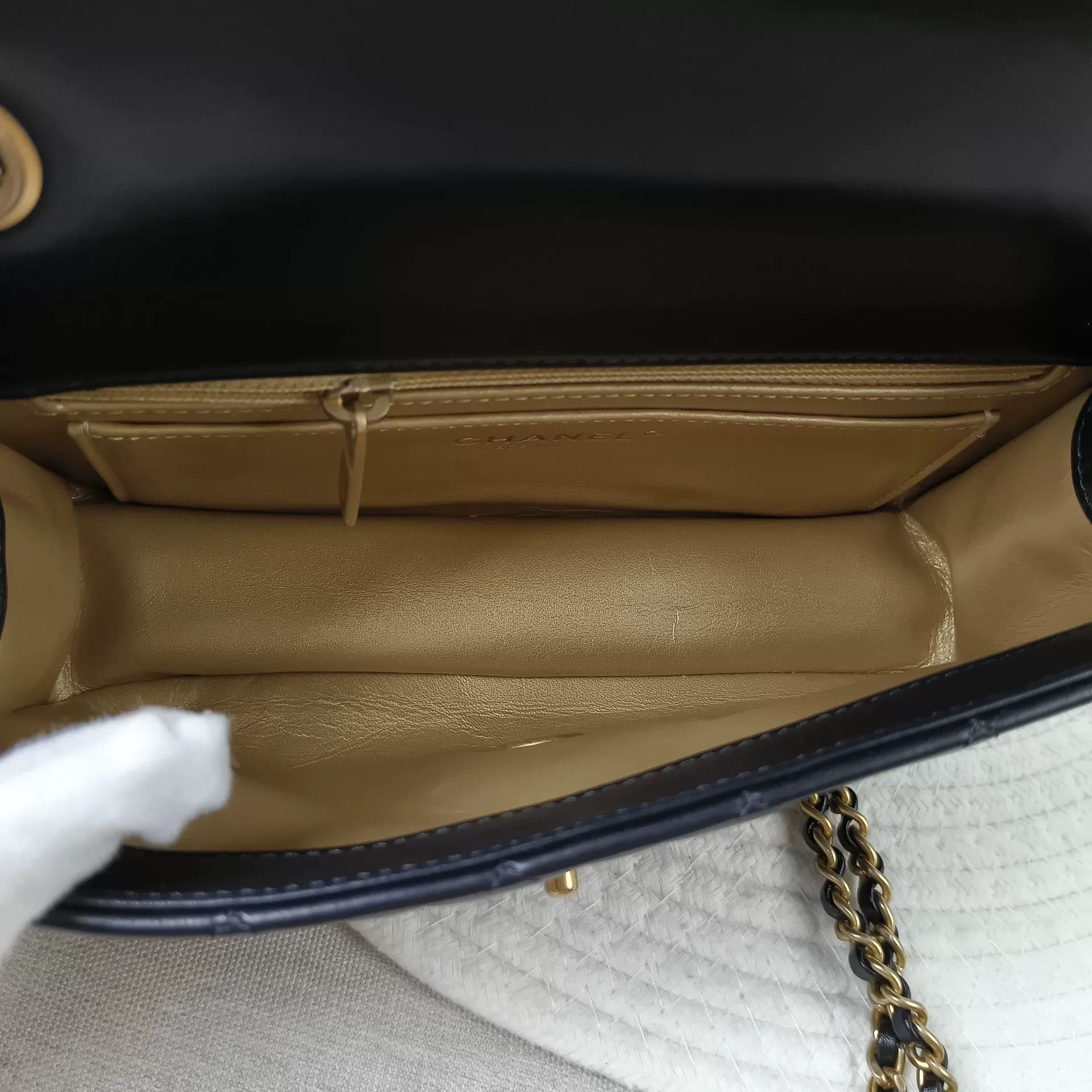 Chanel Pre-loved Bag Brand new condition Size ONE SIZE - 4 Thumbnail