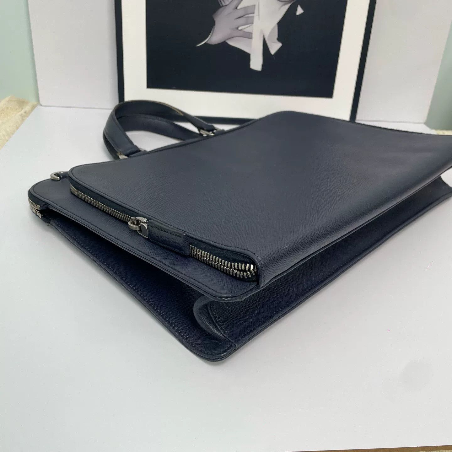 Prada Pre-loved Bag Very good condition Size ONE SIZE - 4 Thumbnail