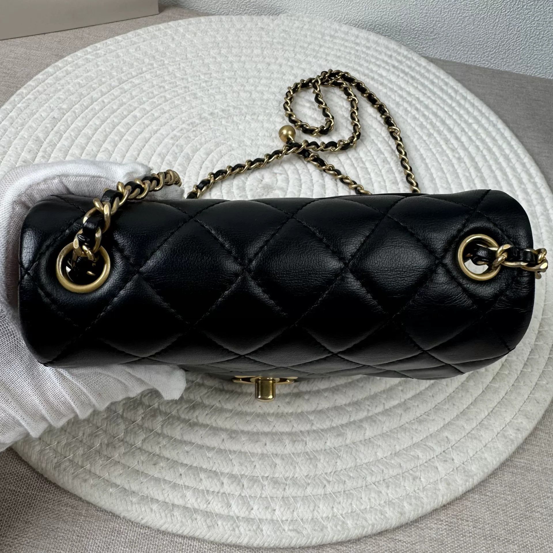 Chanel Pre-loved Bag Very good condition Size ONE SIZE - 7 Thumbnail