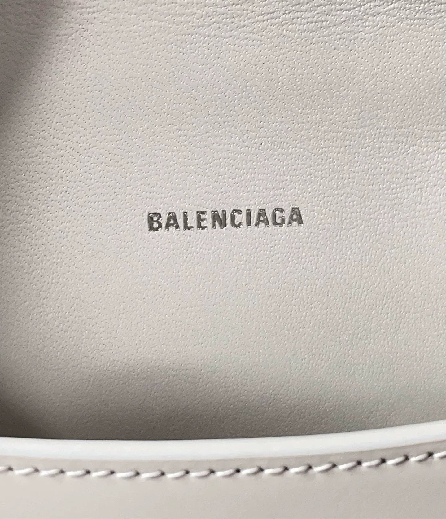Balenciaga Pre-loved Bag Very good condition Size ONE SIZE - 8 Thumbnail