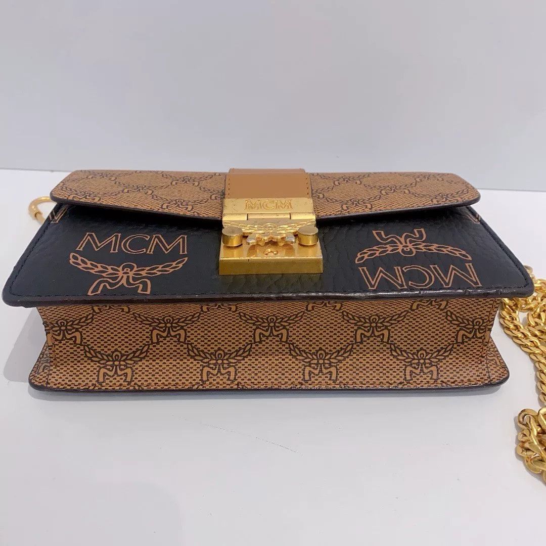 MCM Pre-loved Bag Very good condition Size ONE SIZE - 5 Thumbnail