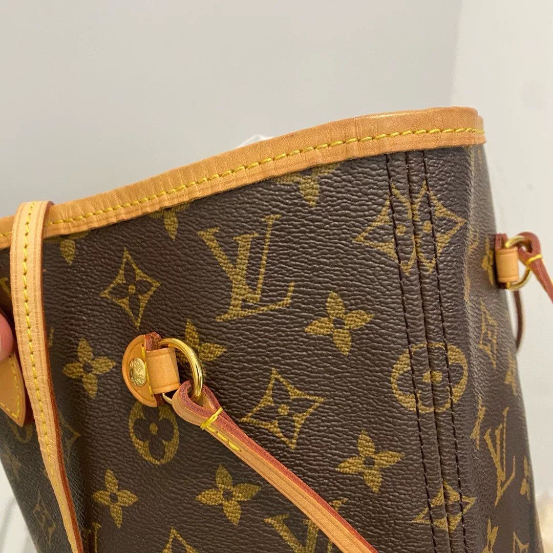 Louis Vuitton Pre-loved Bag Very good condition Size ONE SIZE - 5 Thumbnail