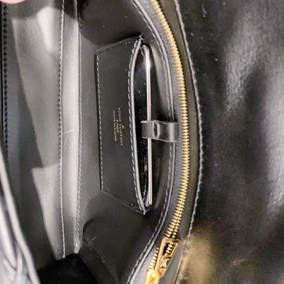 Louis Vuitton Pre-loved Bag Very good condition Size ONE SIZE - 6 Thumbnail