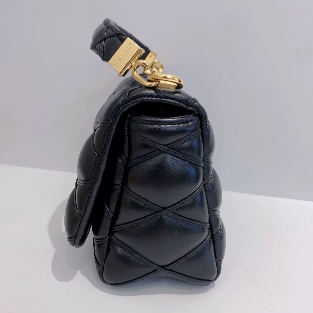 Louis Vuitton Pre-loved Bag Very good condition Size ONE SIZE - 4 Thumbnail