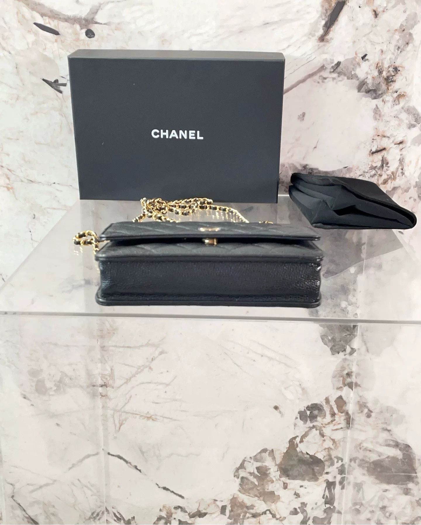 Chanel Pre-loved Bag Very good condition Size ONE SIZE - 4 Thumbnail