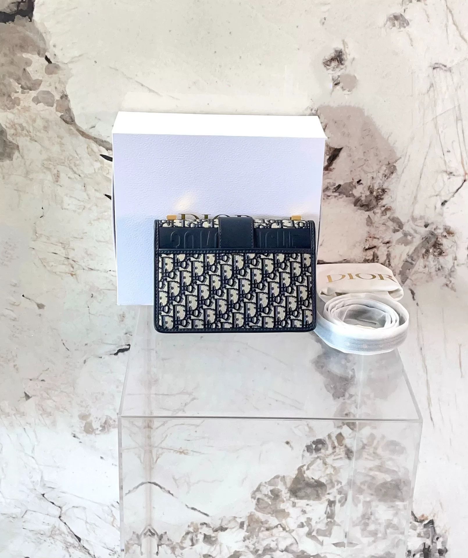 Dior Pre-loved Bag Very good condition Size ONE SIZE - 2 Thumbnail