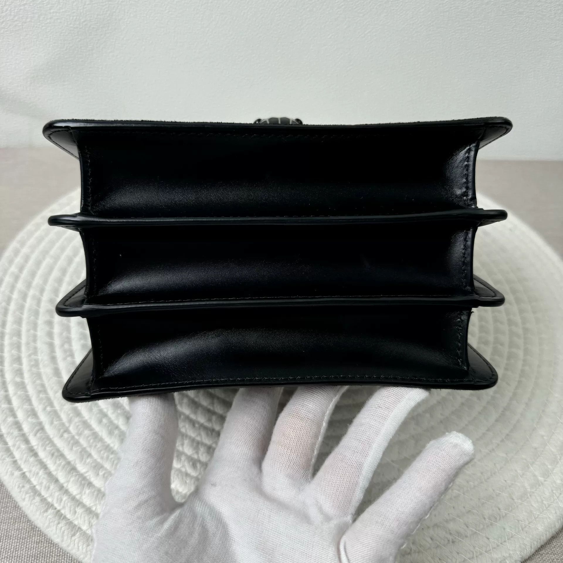 Bvlgari Pre-loved Bag Very good condition Size ONE SIZE - 7 Thumbnail