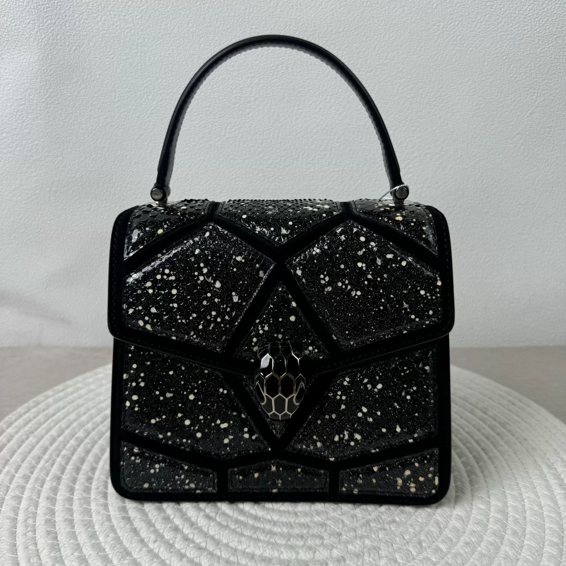 Bvlgari Pre-loved Bag Very good condition Size ONE SIZE - 2 Thumbnail