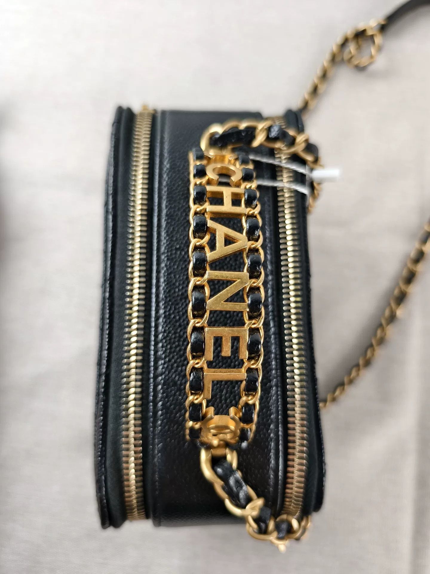 Chanel Pre-loved Bag Very good condition Size ONE SIZE - 8 Thumbnail