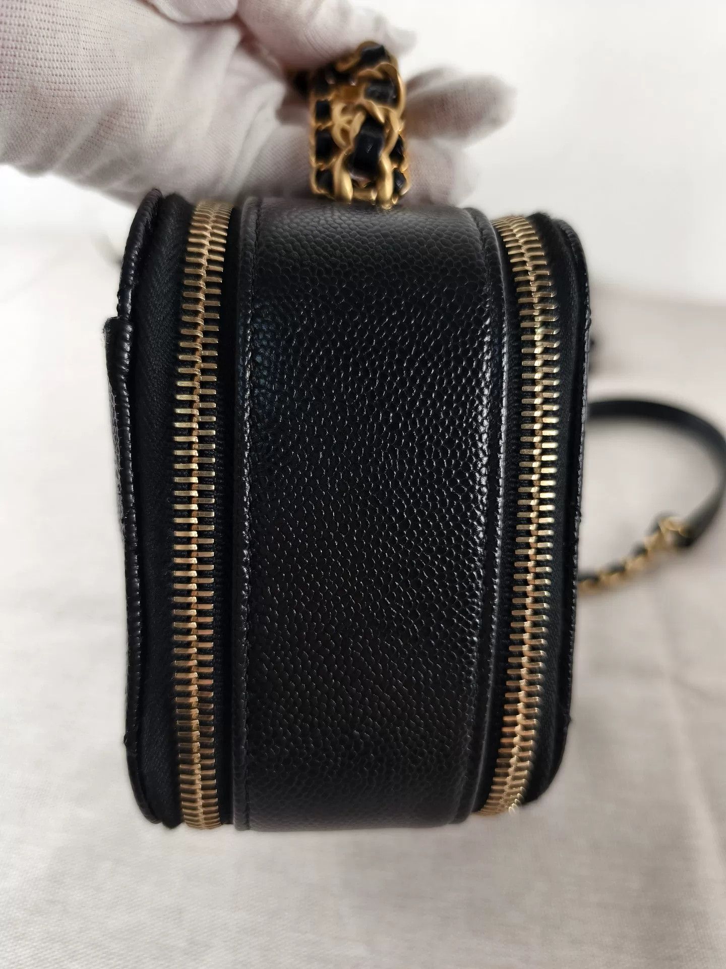 Chanel Pre-loved Bag Very good condition Size ONE SIZE - 7 Thumbnail