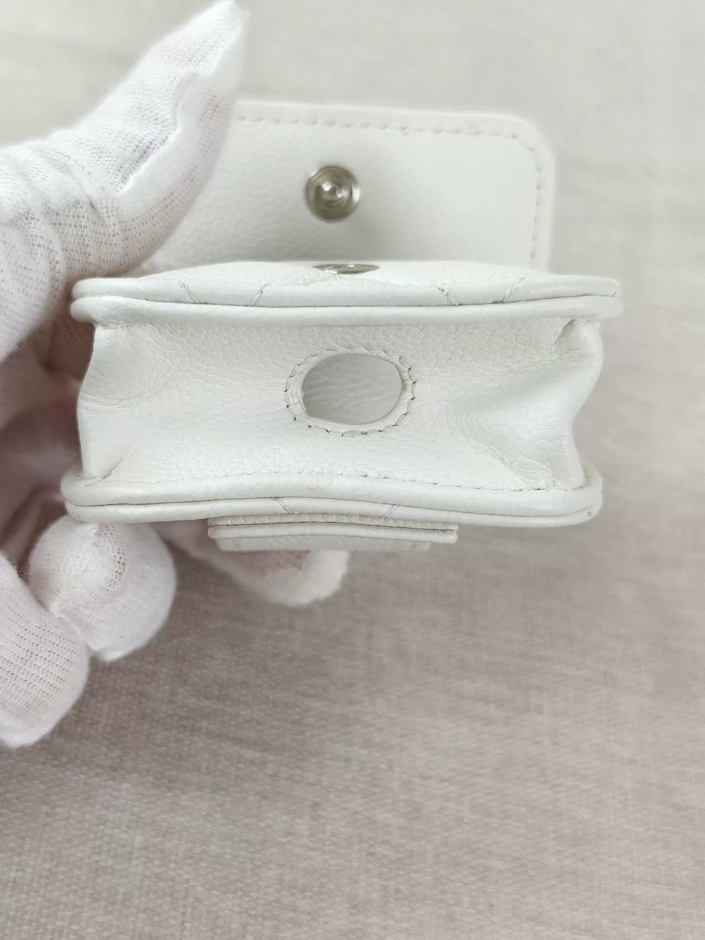 Chanel Pre-loved Bag Very good condition Size ONE SIZE - 8 Thumbnail
