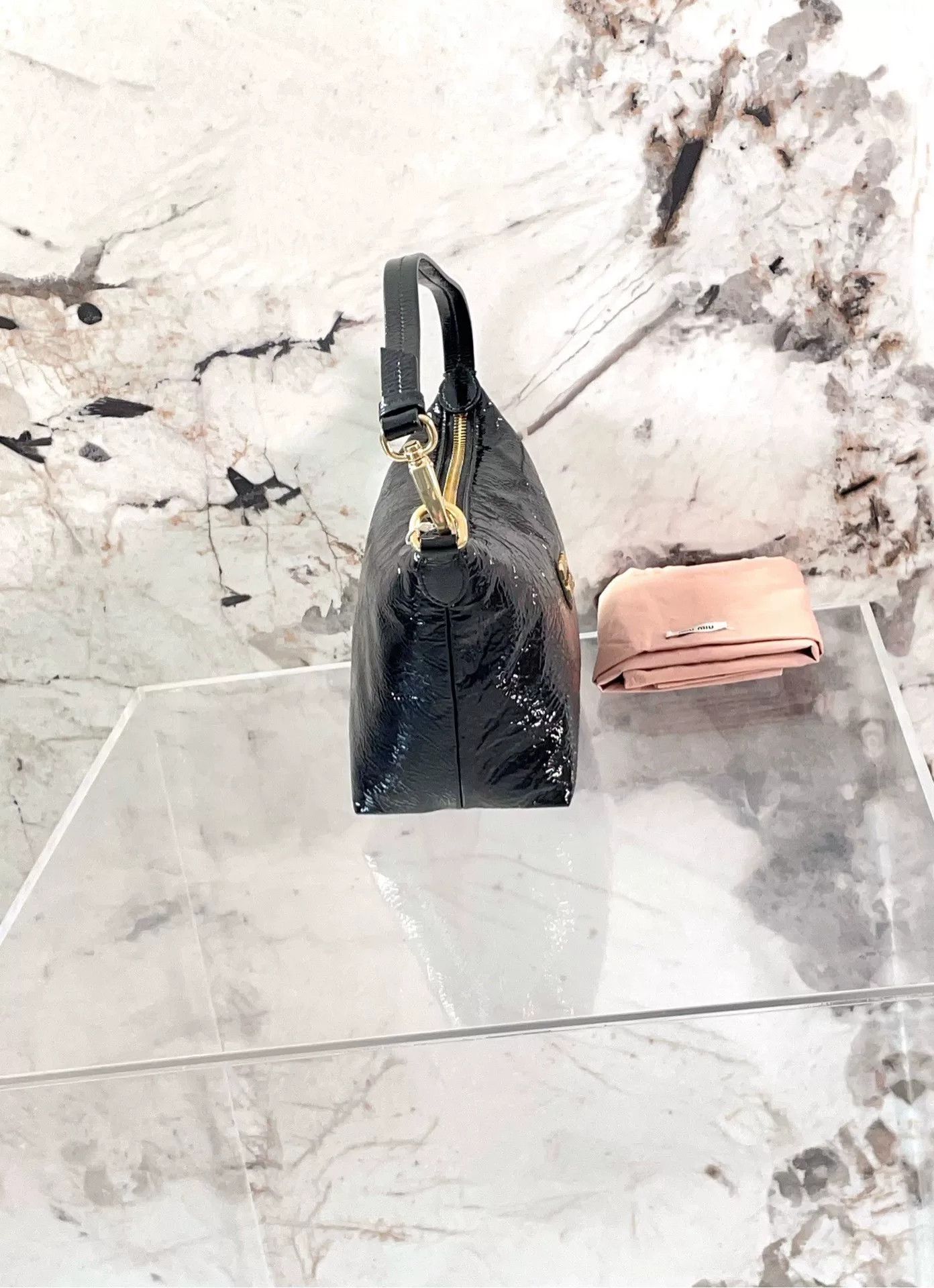 Miu Miu Pre-loved Bag Very good condition Size ONE SIZE - 3 Thumbnail