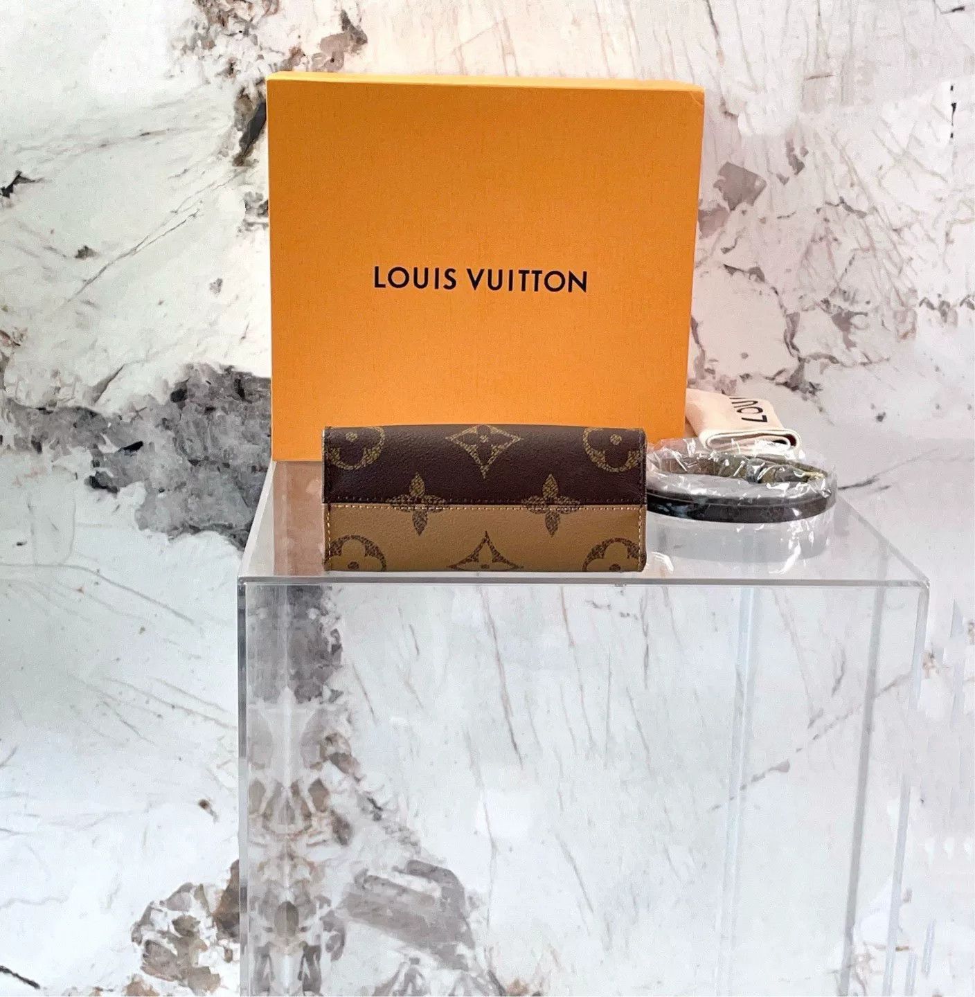 Louis Vuitton Pre-loved Bag Very good condition Size ONE SIZE - 4 Thumbnail
