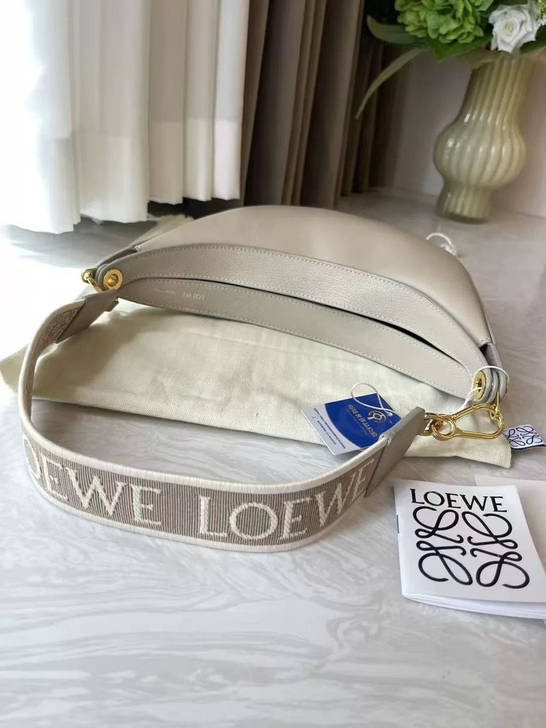 Loewe Pre-loved Bag Very good condition Size ONE SIZE - 4 Thumbnail