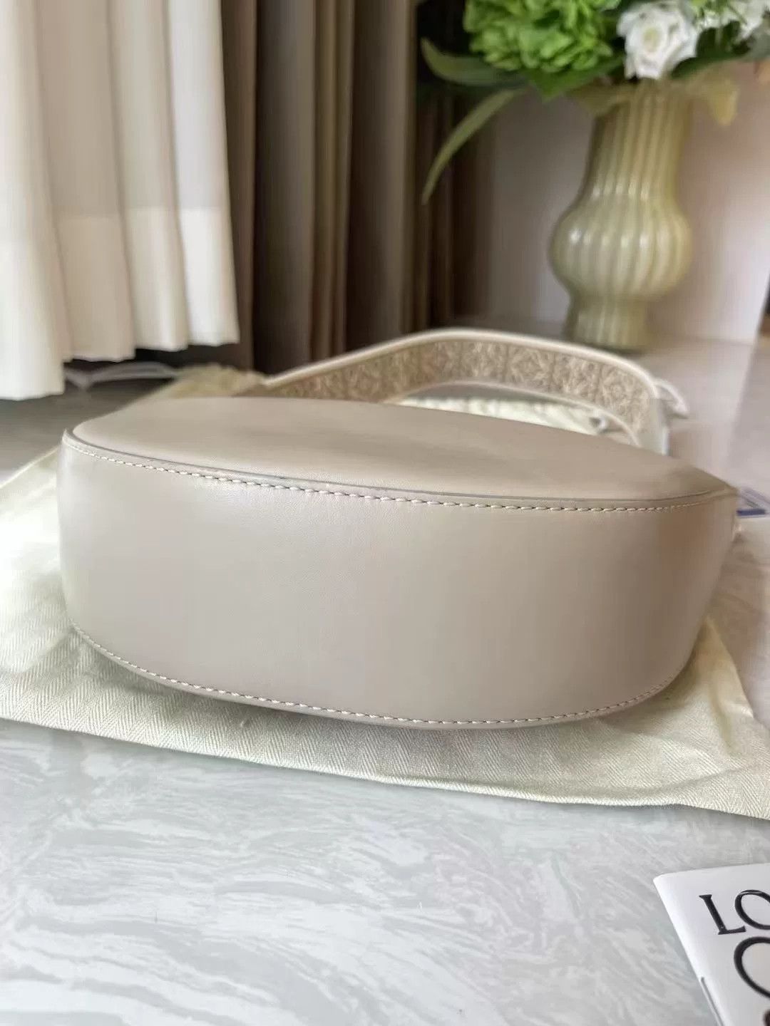 Loewe Pre-loved Bag Very good condition Size ONE SIZE - 8 Thumbnail