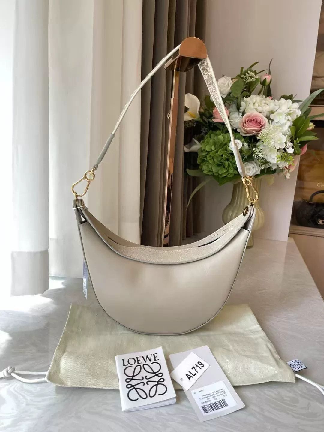 Loewe Pre-loved Bag Very good condition Size ONE SIZE - 2 Thumbnail