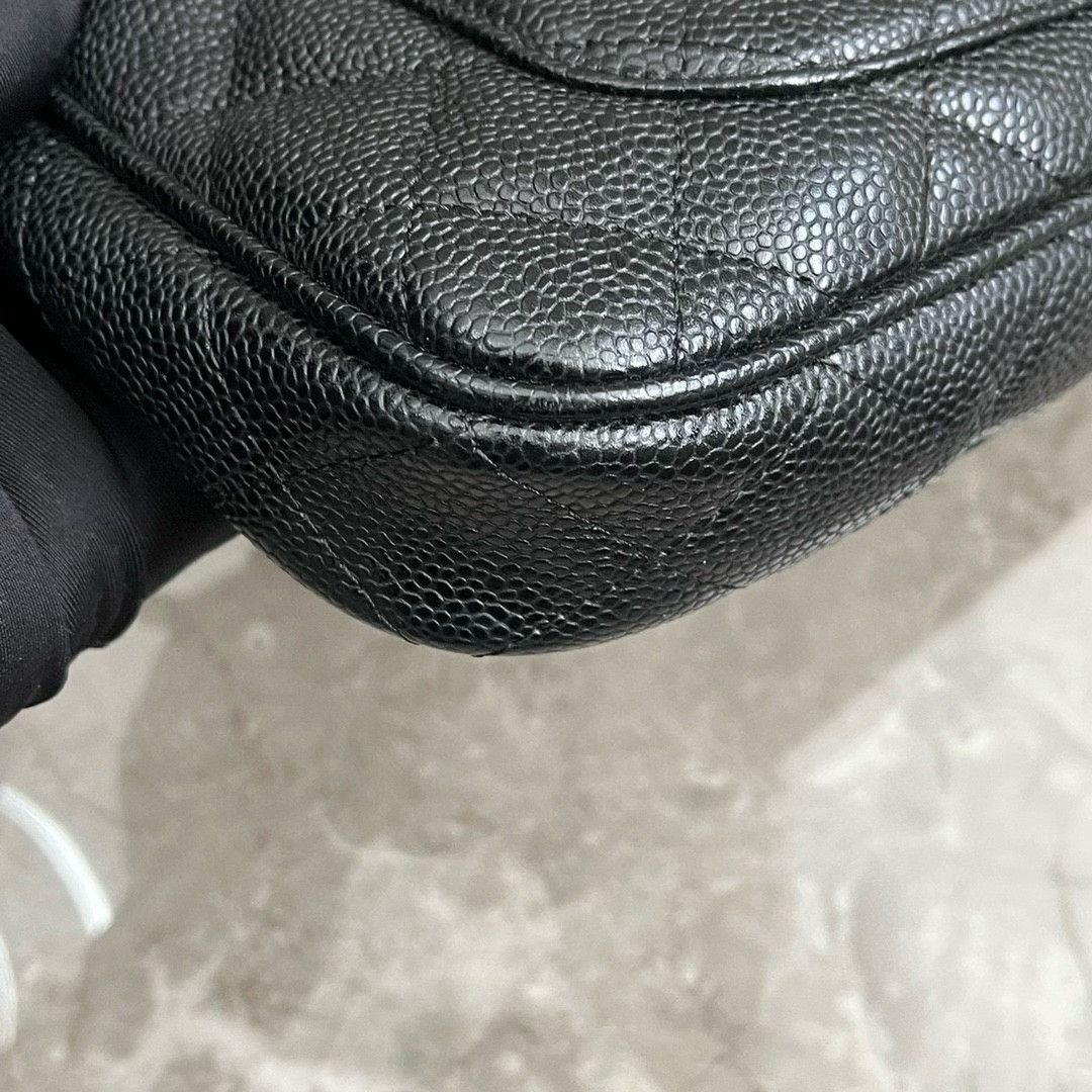 Chanel Pre-loved Bag Very good condition Size ONE SIZE - 7 Thumbnail