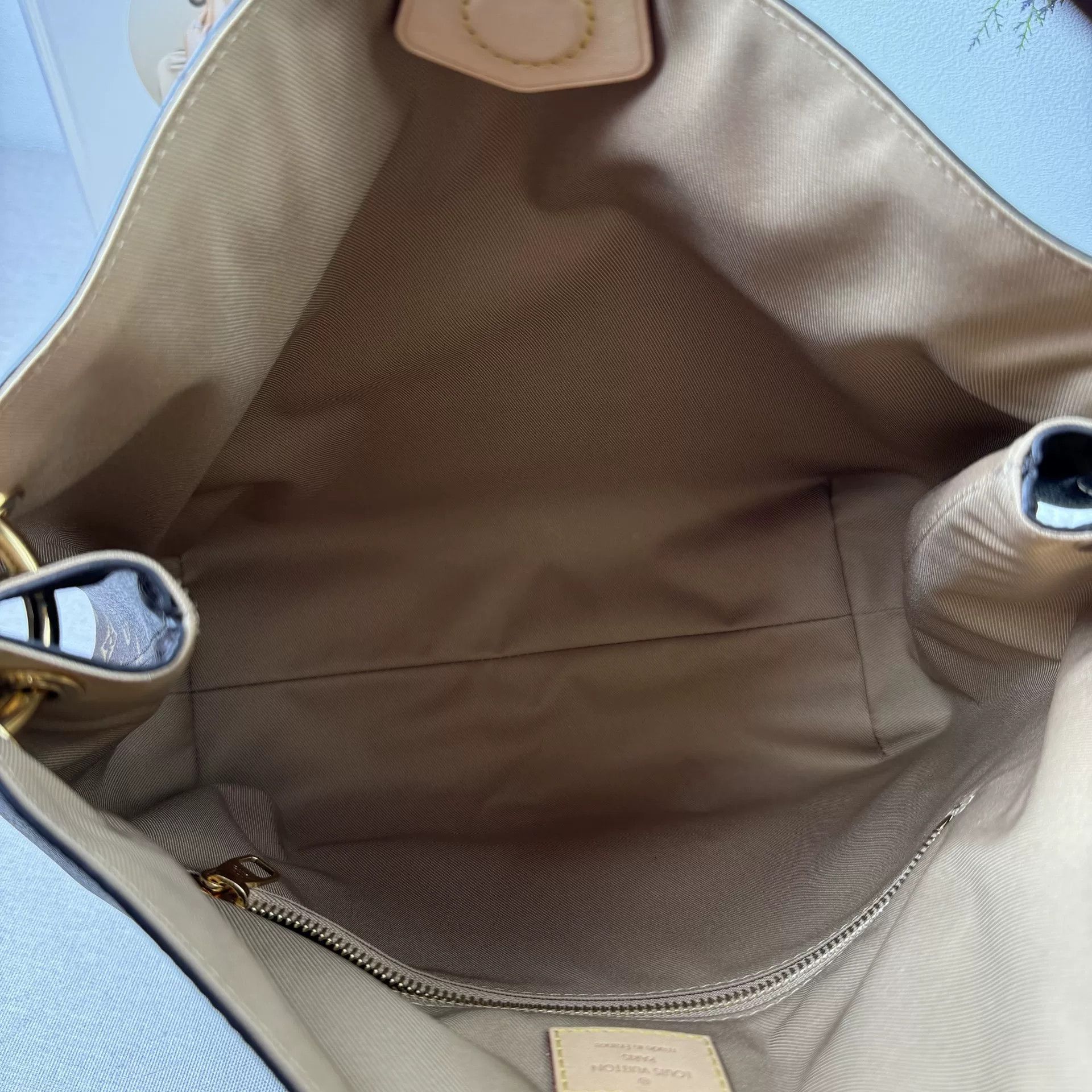 Louis Vuitton Pre-loved Bag Very good condition Size ONE SIZE - 3 Thumbnail