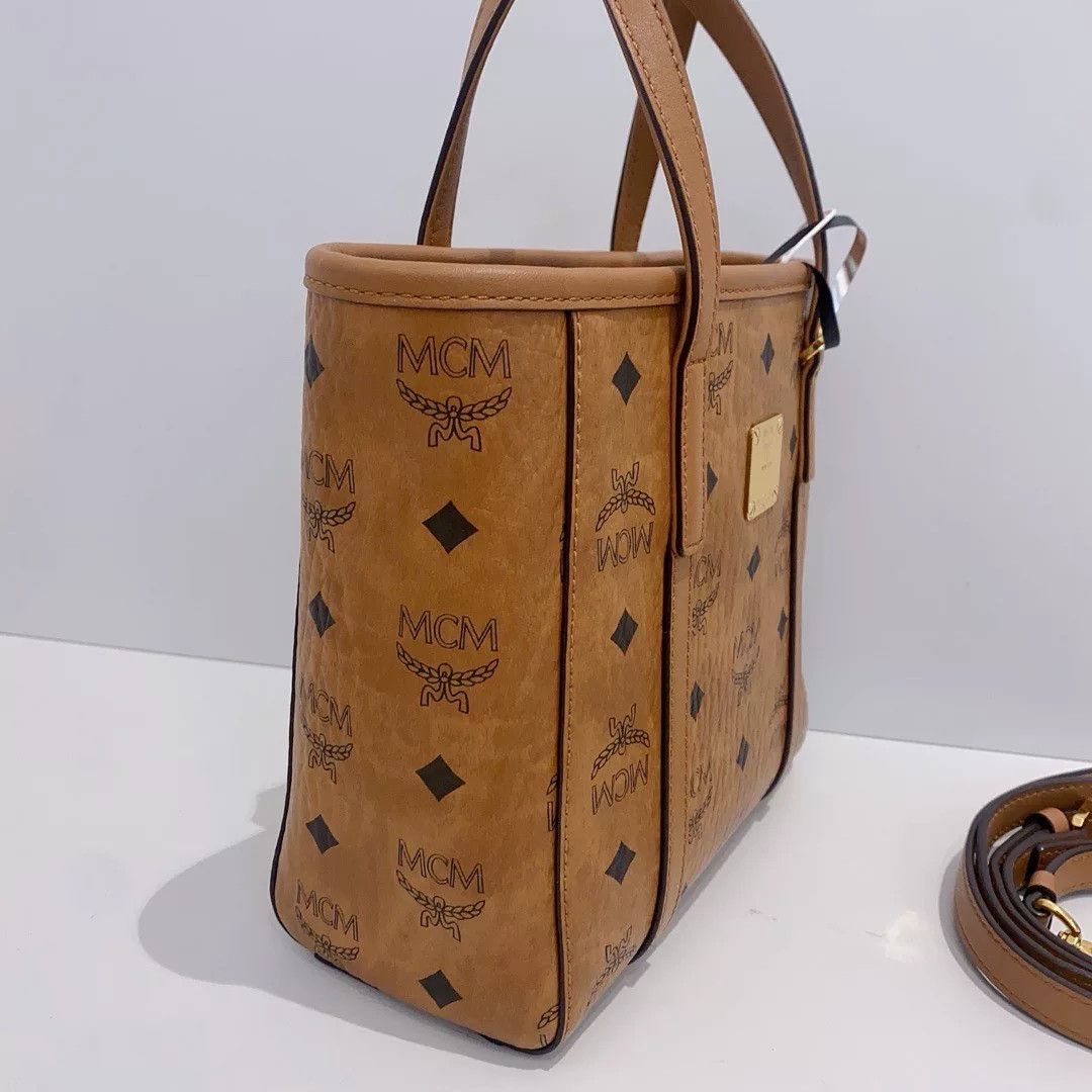 MCM Pre-loved Bag Very good condition Size ONE SIZE - 2 Thumbnail
