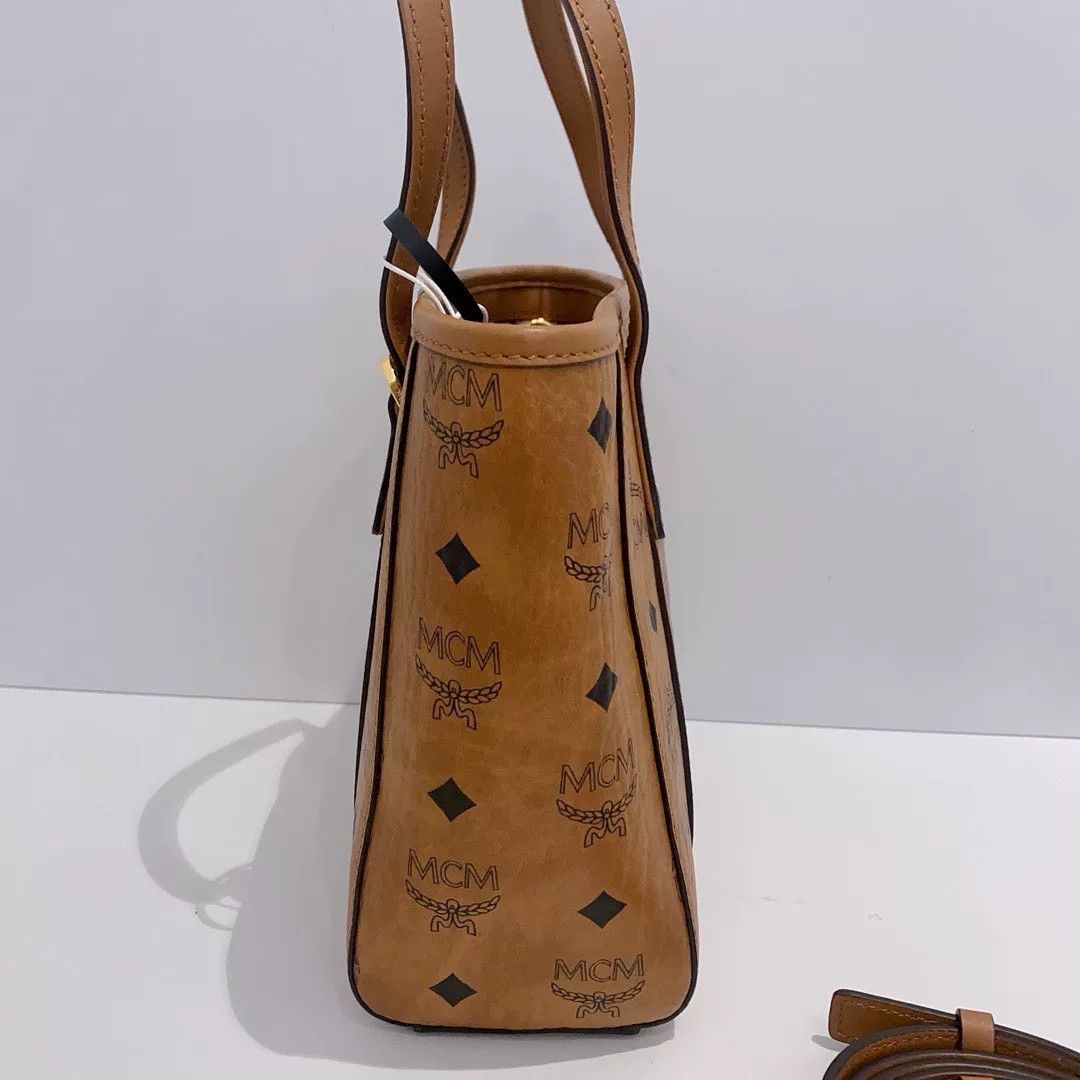 MCM Pre-loved Bag Very good condition Size ONE SIZE - 4 Thumbnail