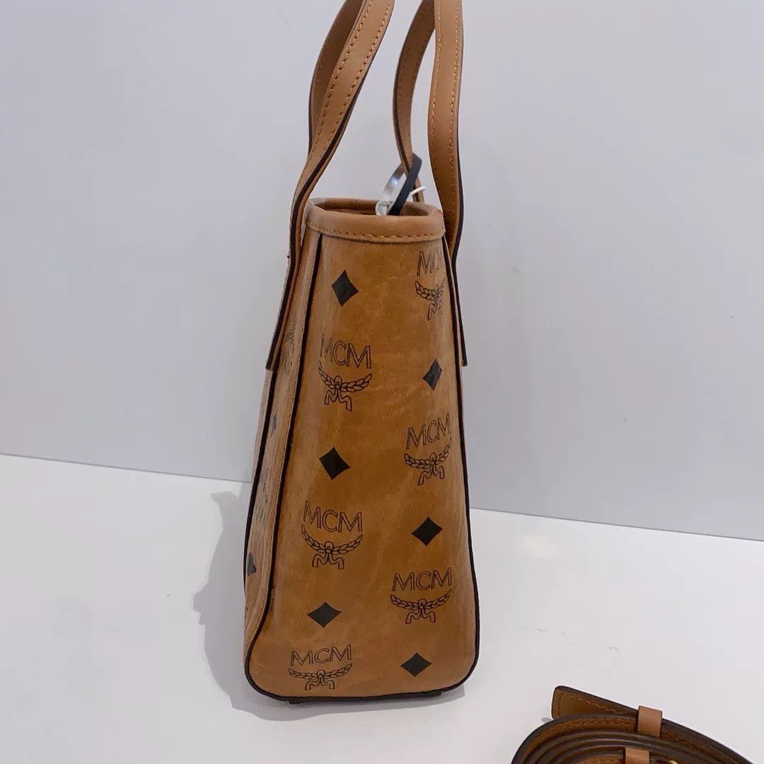 MCM Pre-loved Bag Very good condition Size ONE SIZE - 2 Thumbnail