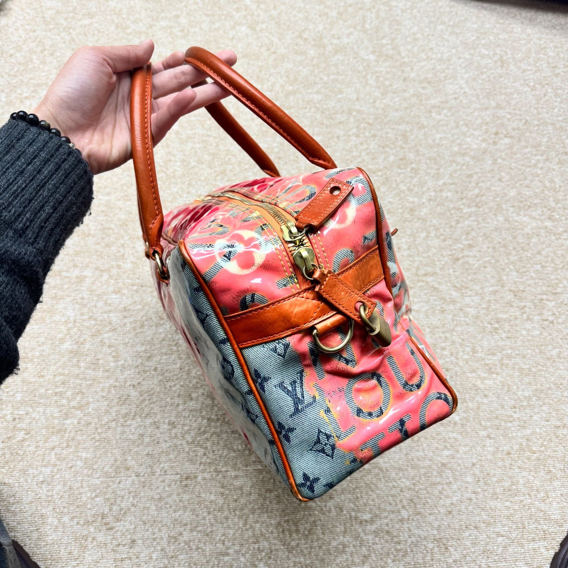 Louis Vuitton Pre-loved Bag Very good condition Size ONE SIZE - 4 Thumbnail