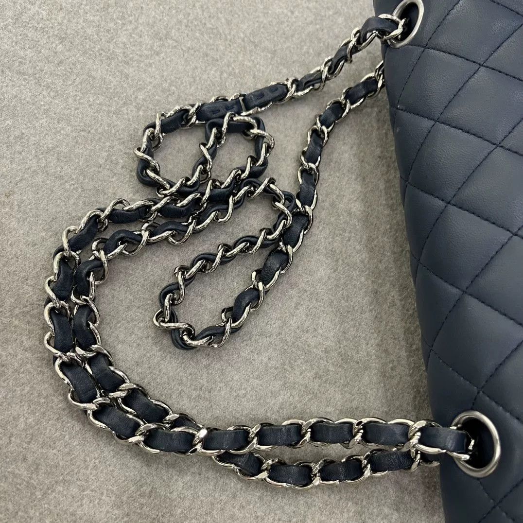 Chanel Pre-loved Bag Very good condition Size ONE SIZE - 9 Thumbnail