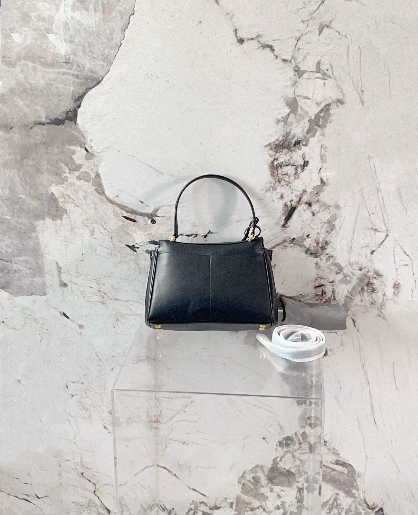 Balenciaga Pre-loved Bag Very good condition Size ONE SIZE - 2 Thumbnail