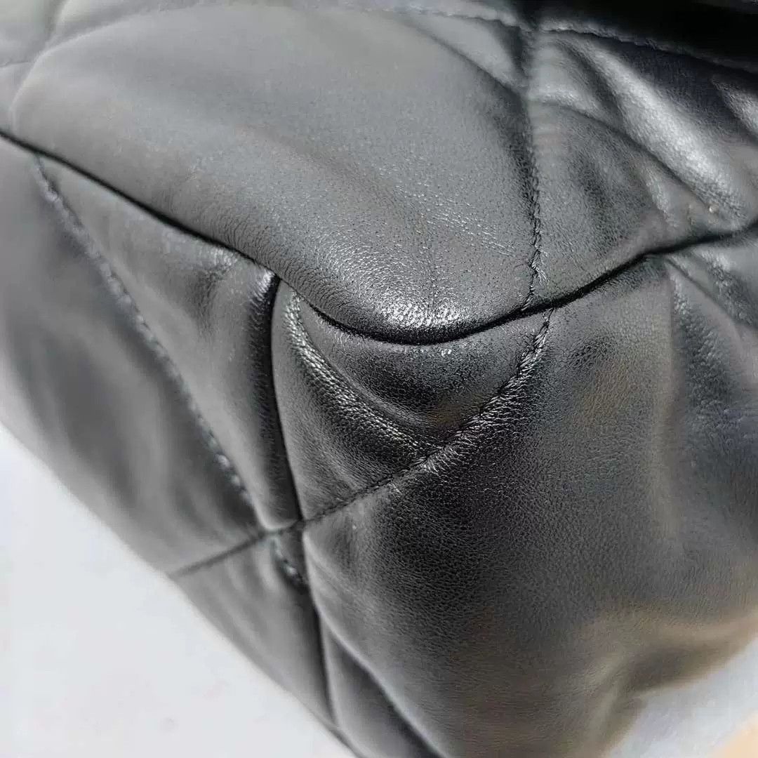 Chanel Pre-loved Bag Very good condition Size ONE SIZE - 4 Thumbnail