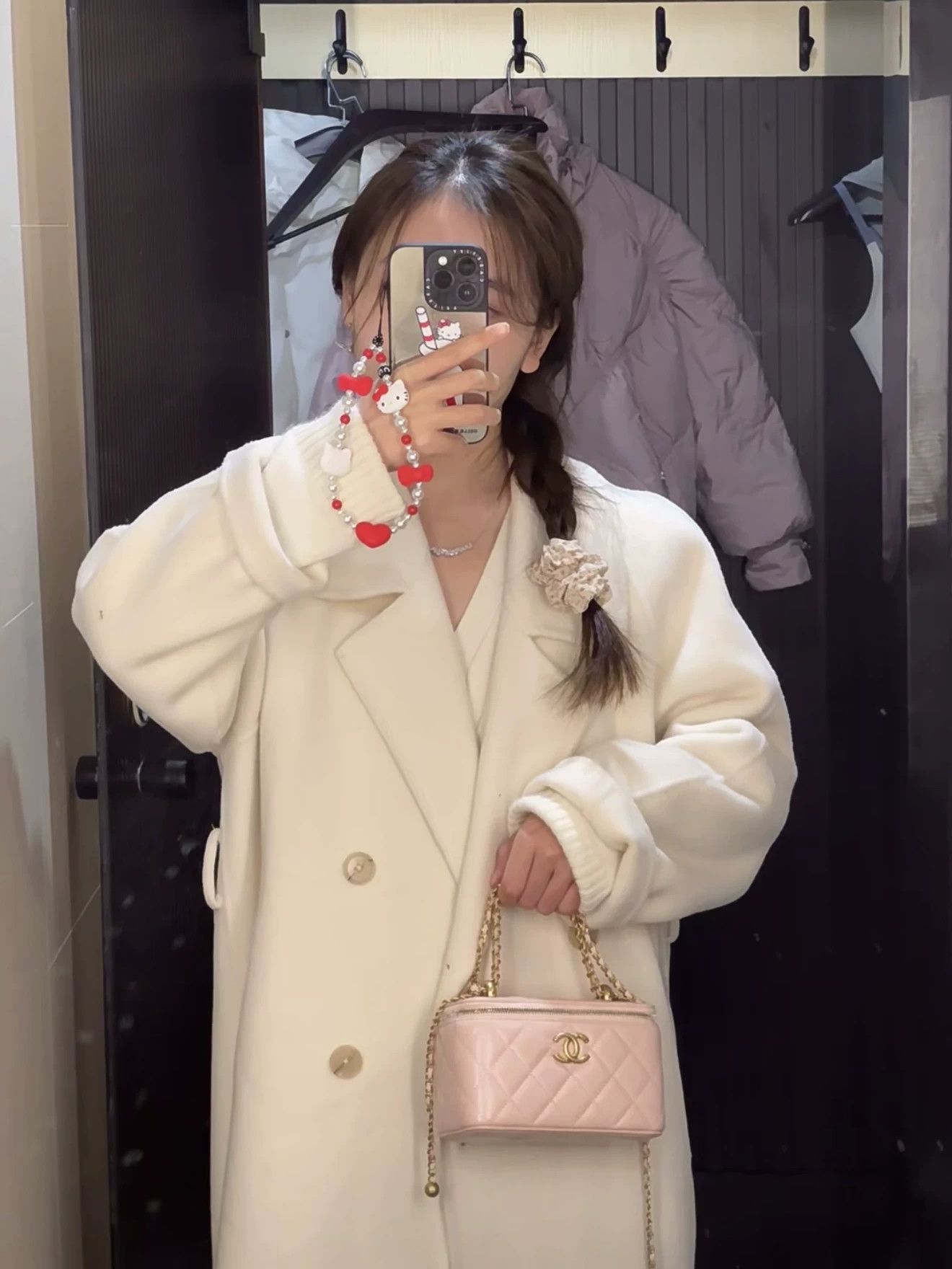 Chanel Pre-loved Bag Very good condition Size ONE SIZE - 5 Thumbnail