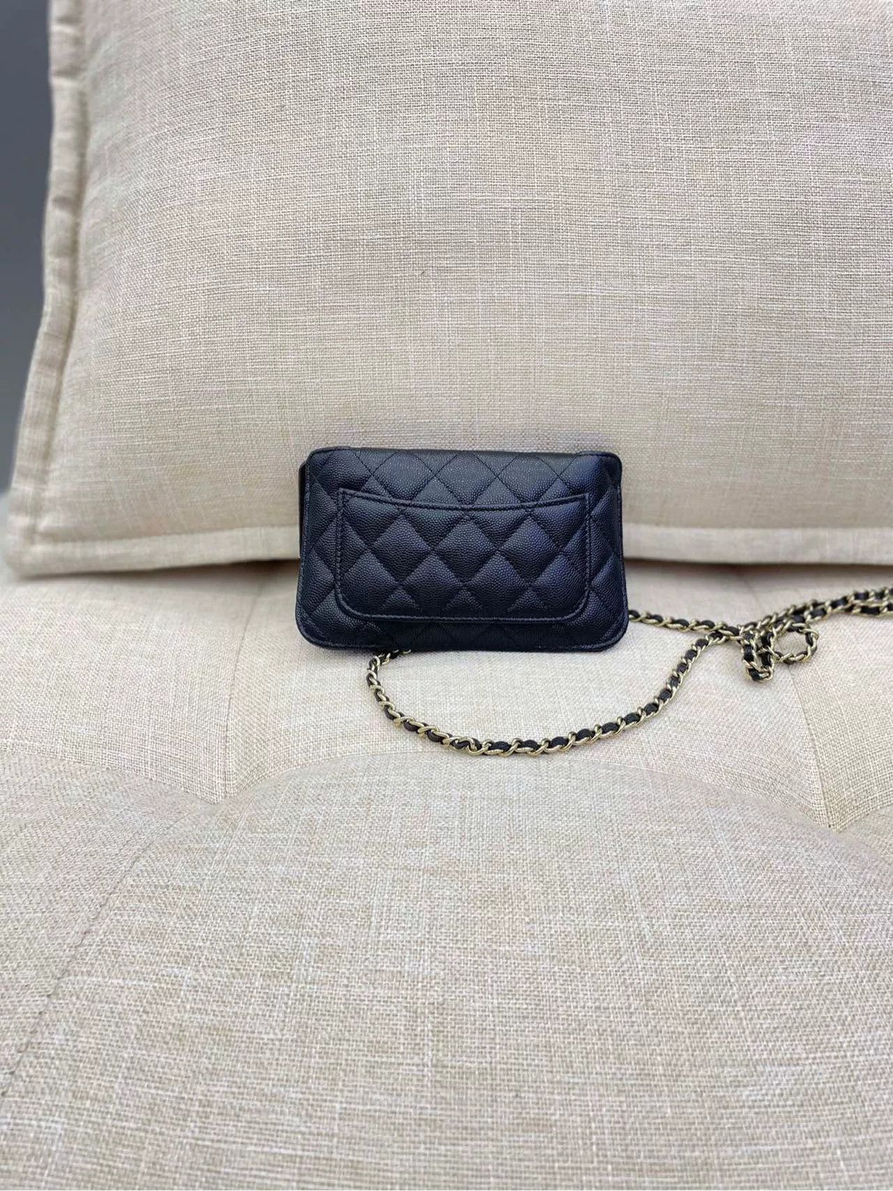 Chanel Pre-loved Bag Very good condition Size ONE SIZE - 2 Thumbnail