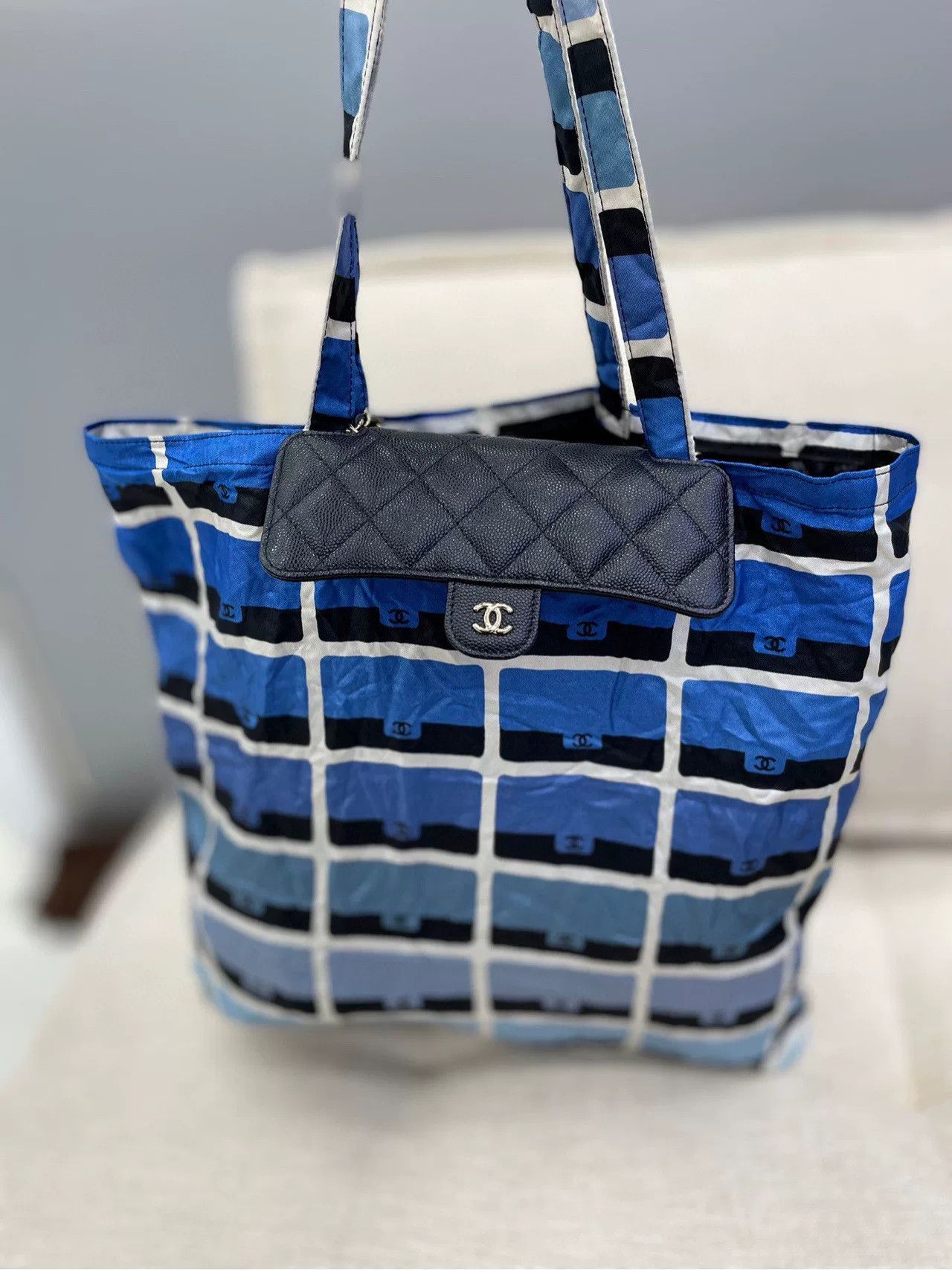 Chanel Pre-loved Bag Very good condition Size ONE SIZE - 9 Thumbnail