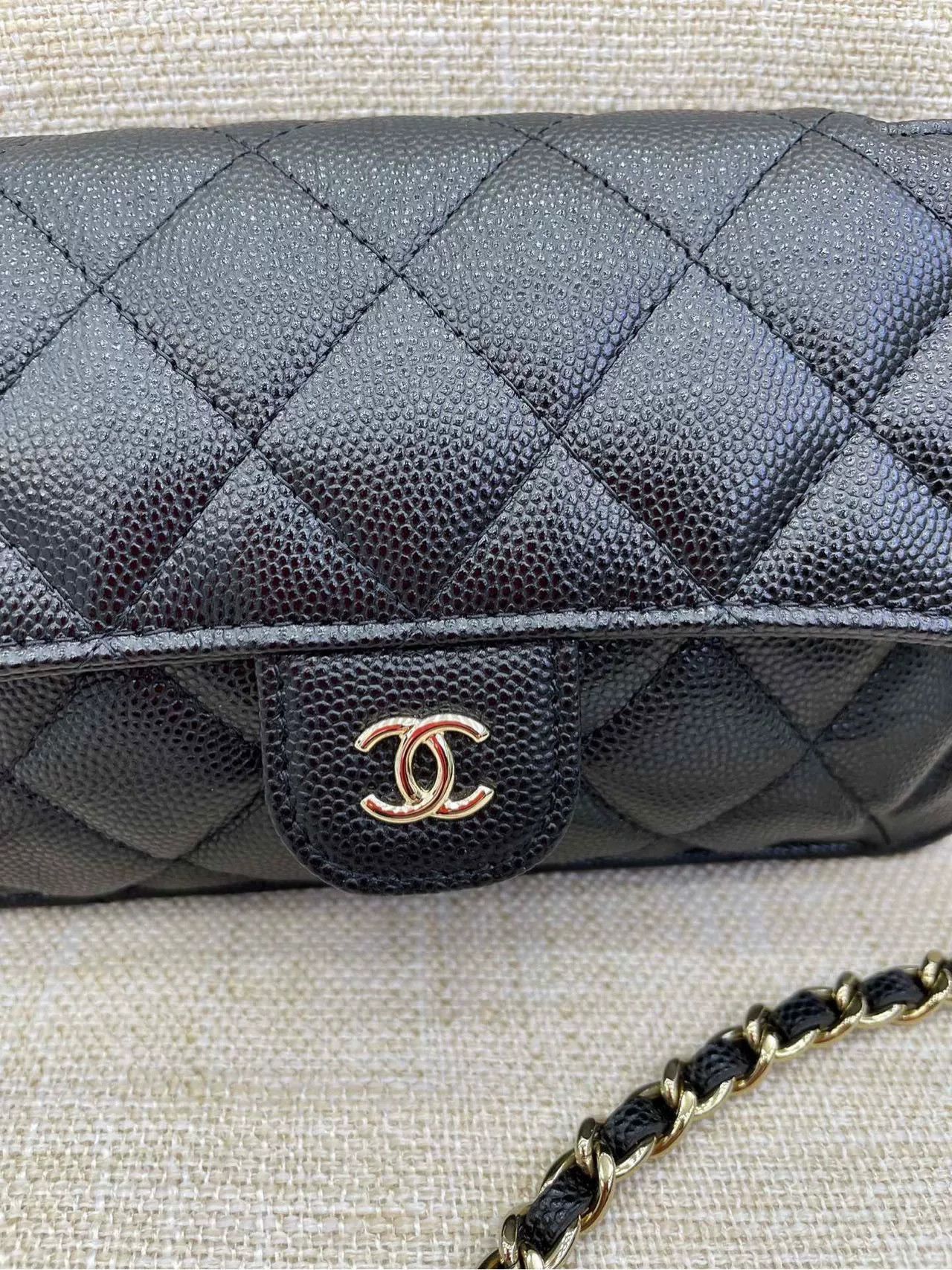 Chanel Pre-loved Bag Very good condition Size ONE SIZE - 4 Thumbnail