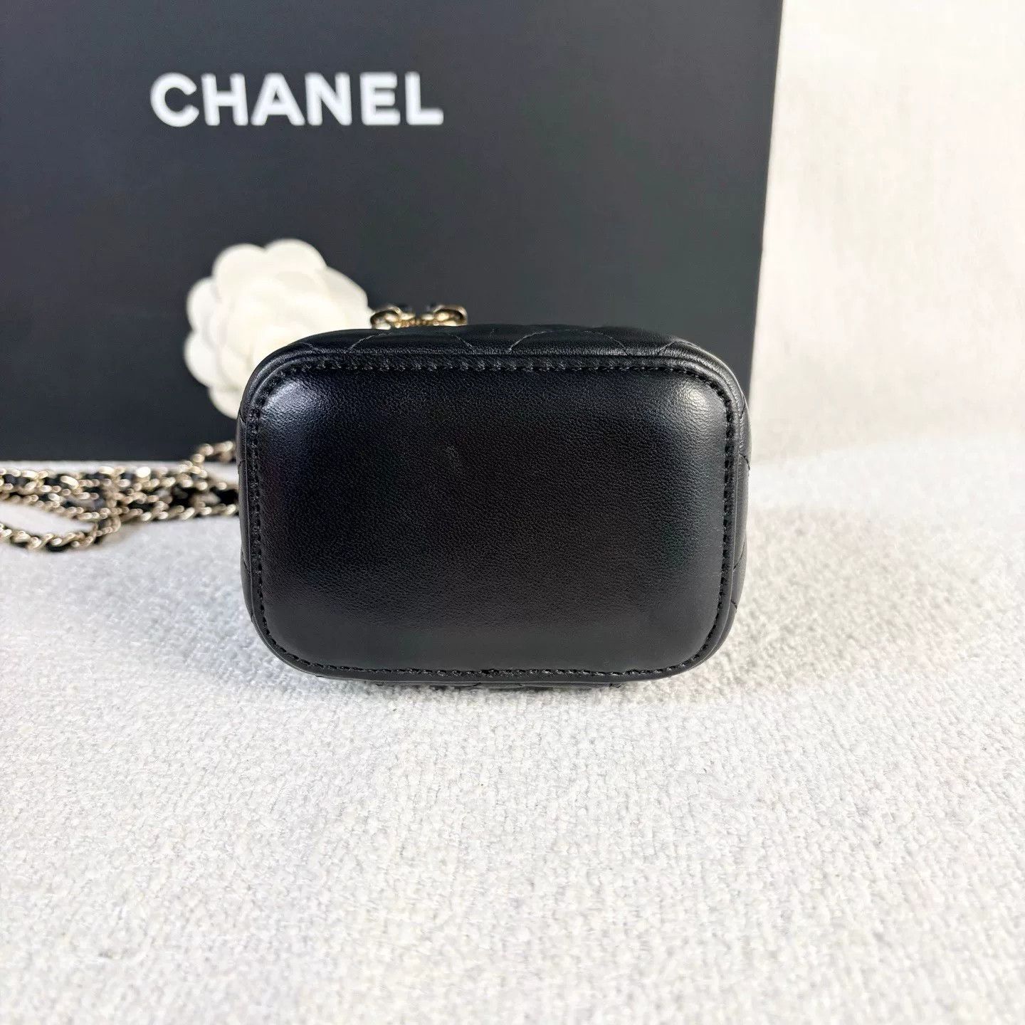 Chanel Pre-loved Bag Very good condition Size ONE SIZE - 7 Thumbnail