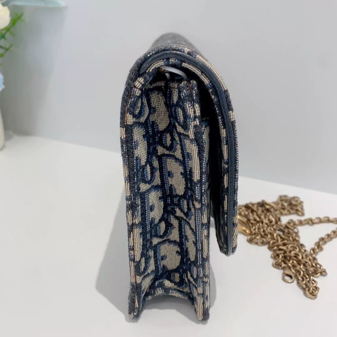 Dior Pre-loved Bag Very good condition Size ONE SIZE - 4 Thumbnail