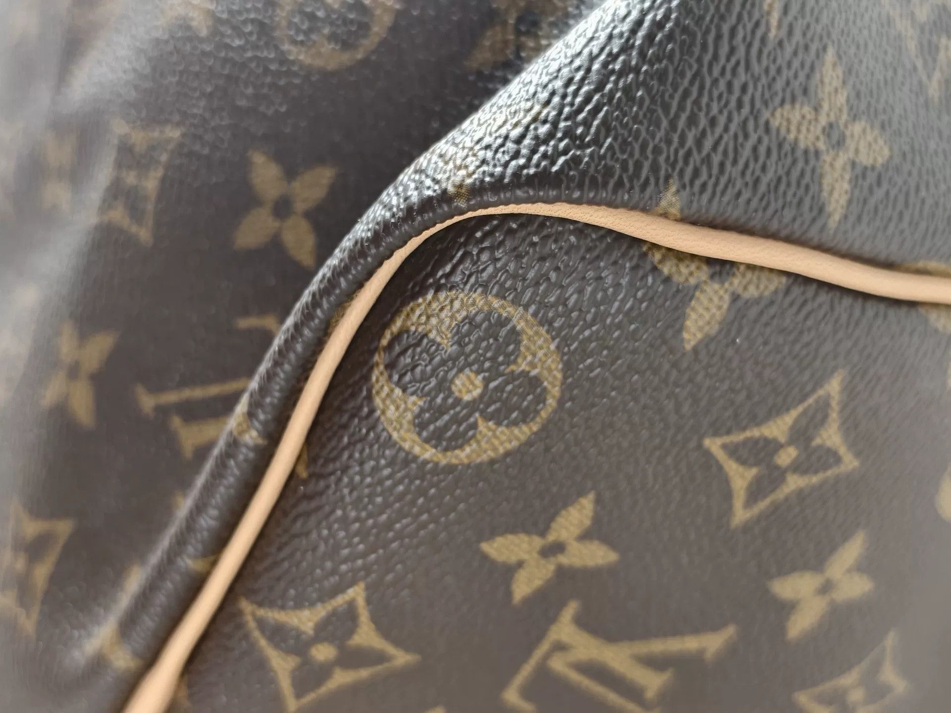 Louis Vuitton Pre-loved Bag Very good condition Size ONE SIZE - 4 Thumbnail