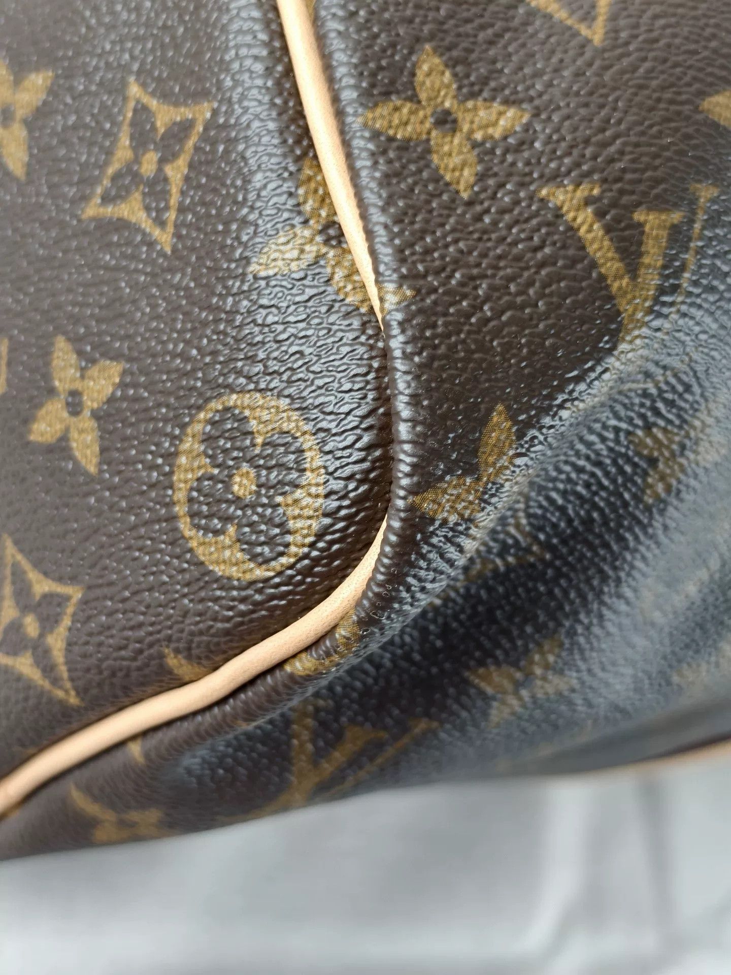 Louis Vuitton Pre-loved Bag Very good condition Size ONE SIZE - 5 Thumbnail