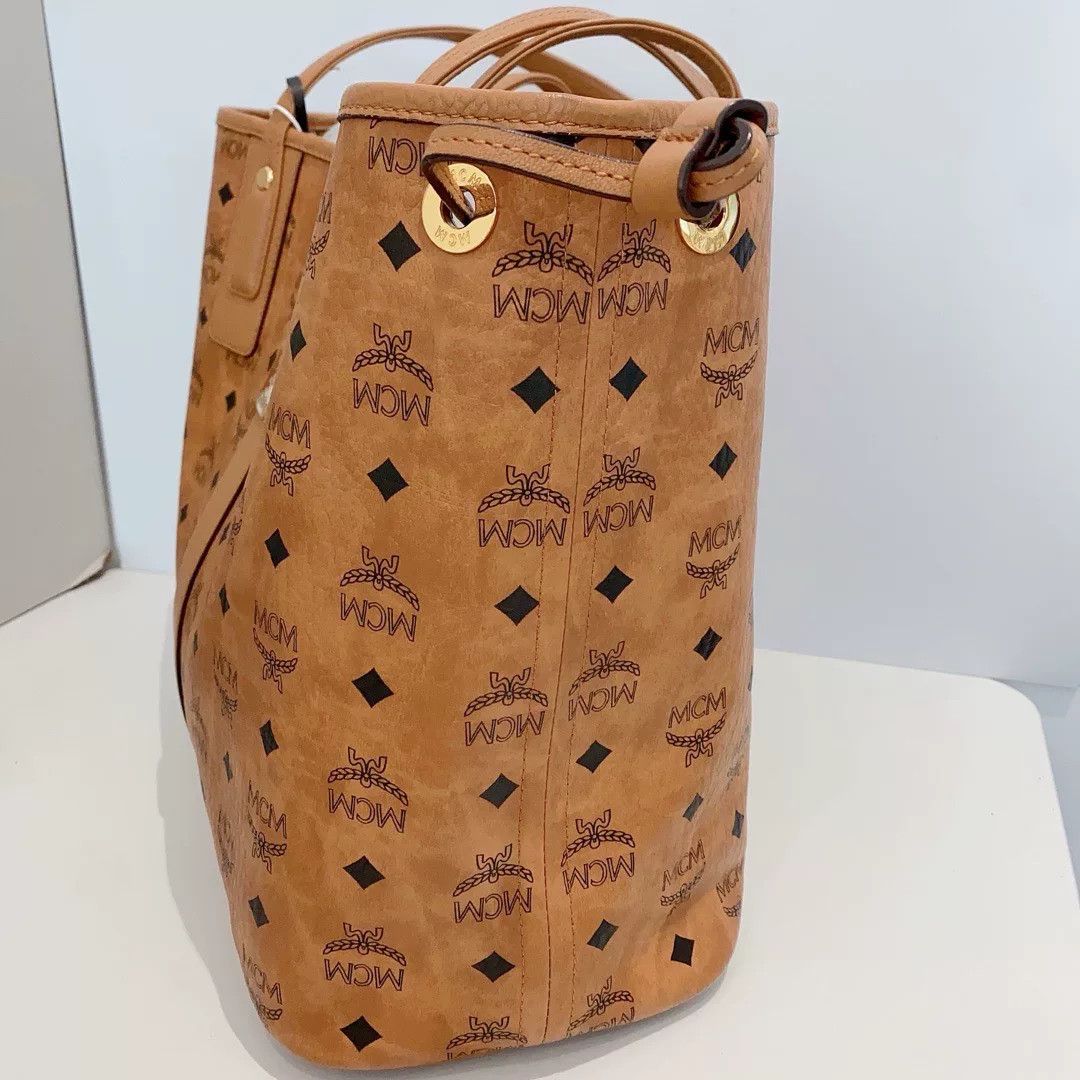 MCM Pre-loved Bag Very good condition Size ONE SIZE - 2 Thumbnail