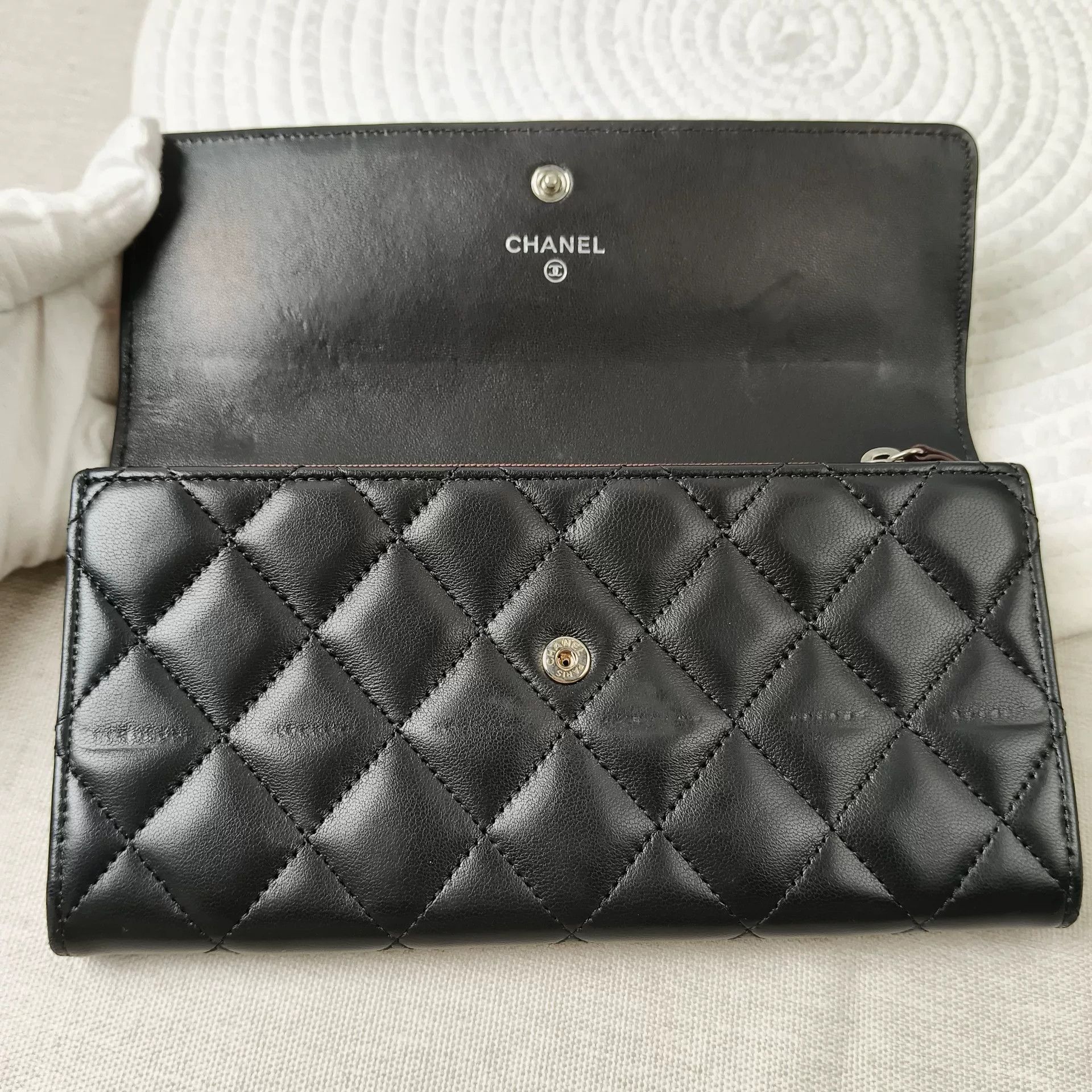 Chanel Pre-loved Bag Very good condition Size ONE SIZE - 3 Thumbnail