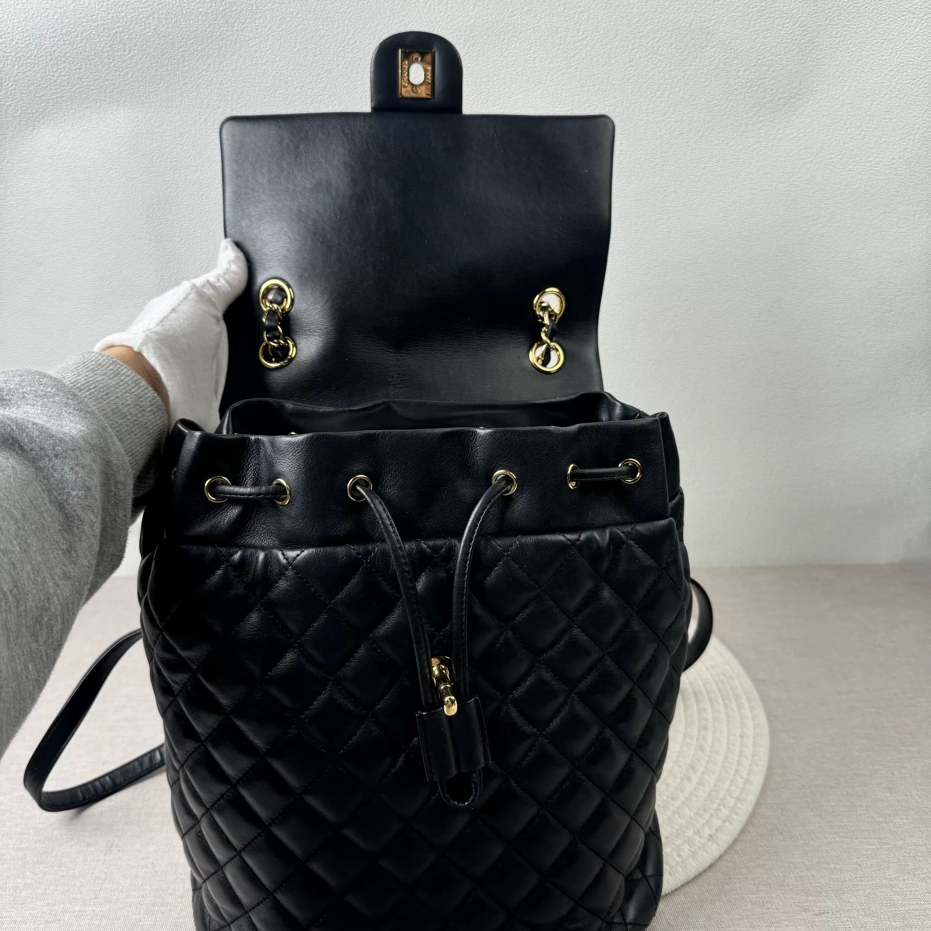 Chanel Pre-loved Bag Very good condition Size ONE SIZE - 8 Thumbnail