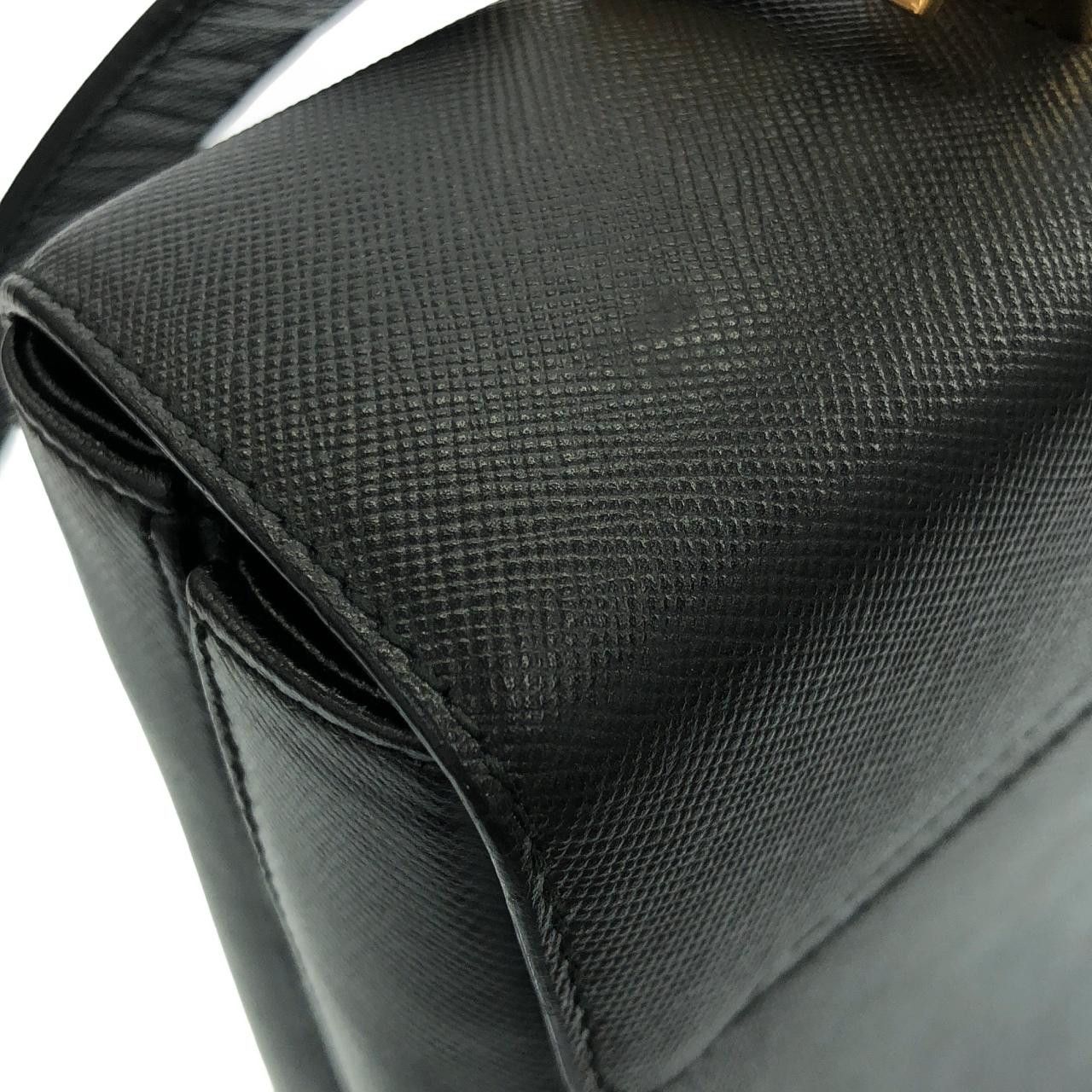 Salvatore Ferragamo Salvatore Ferragamo Salvatore Ferragamo Leather Shoulder Bag Leather Crossbody Bag 218791 DUTY FREE for USA Size ONE SIZE - 6 Thumbnail