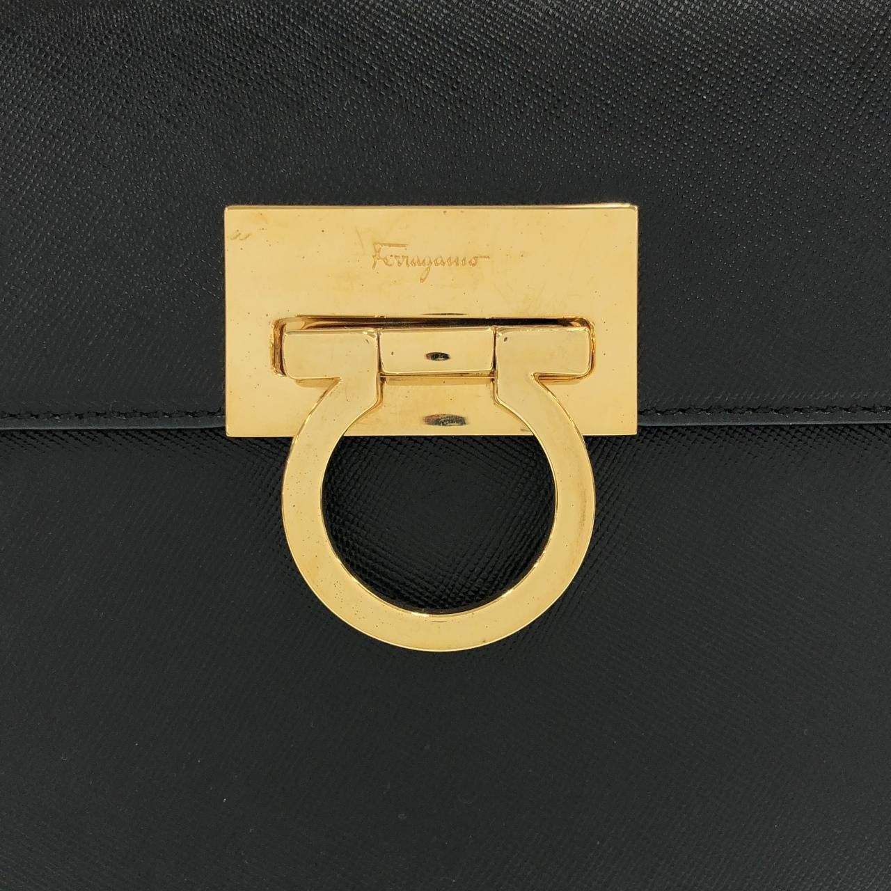 Salvatore Ferragamo Salvatore Ferragamo Salvatore Ferragamo Leather Shoulder Bag Leather Crossbody Bag 218791 DUTY FREE for USA Size ONE SIZE - 4 Thumbnail