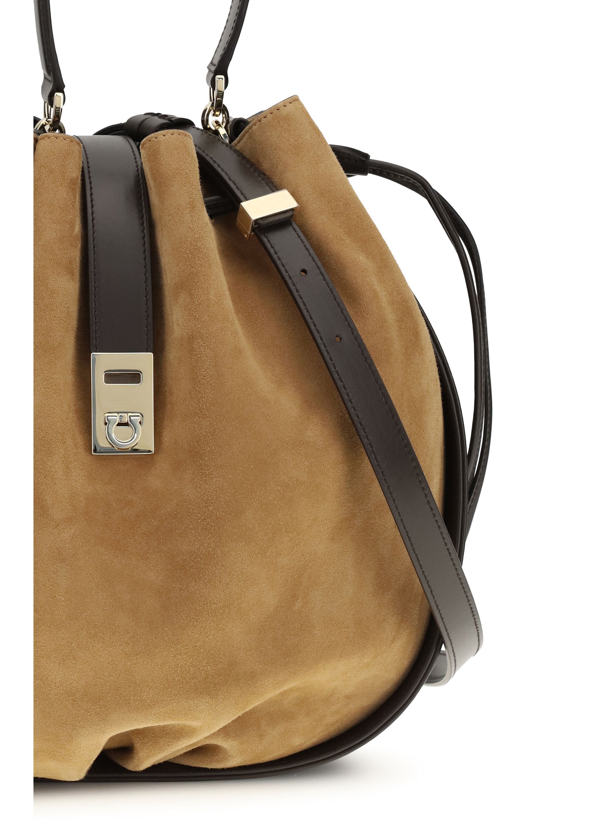 Salvatore Ferragamo Hug Buckle Bucket Bag Size ONE SIZE - 4 Thumbnail