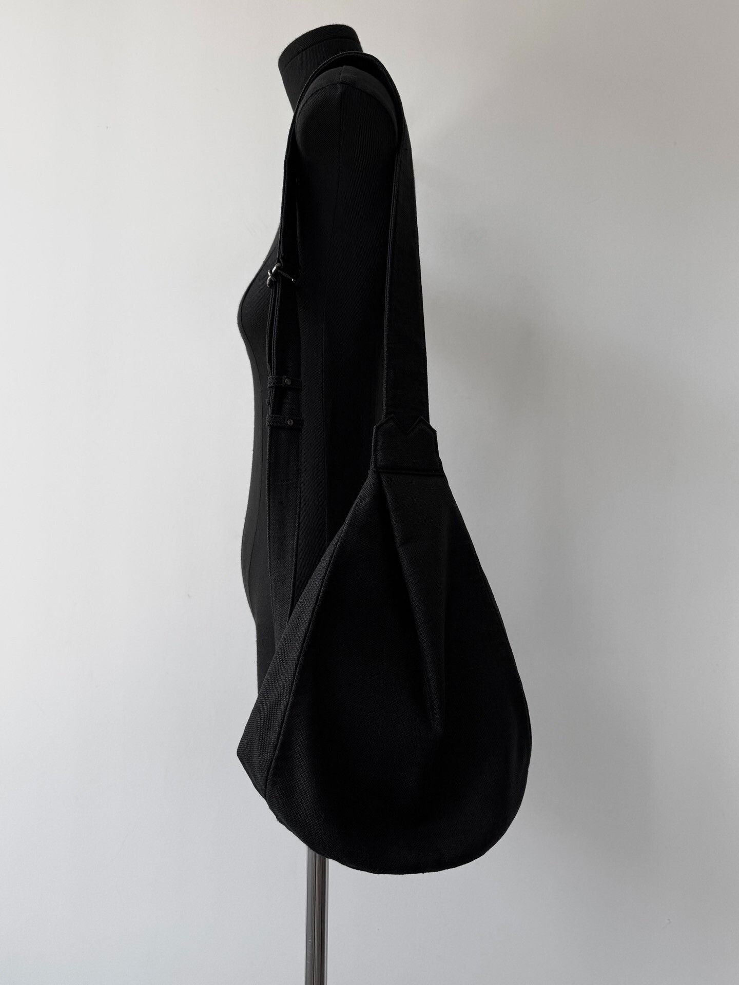 Yohji Yamamoto Yohji Yamamoto Discord Linen Drop Bag Size ONE SIZE - 2 Thumbnail